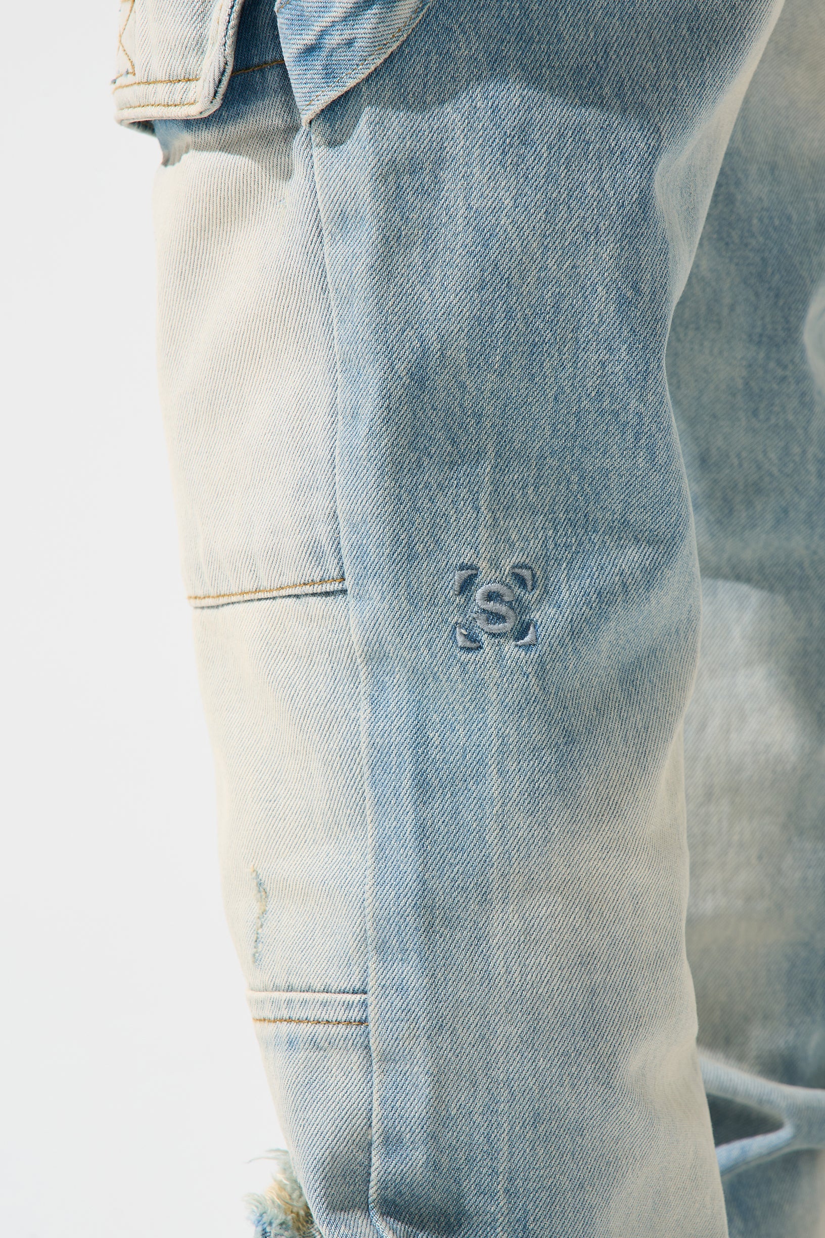 "FIG" Baggy Jeans - Image 9