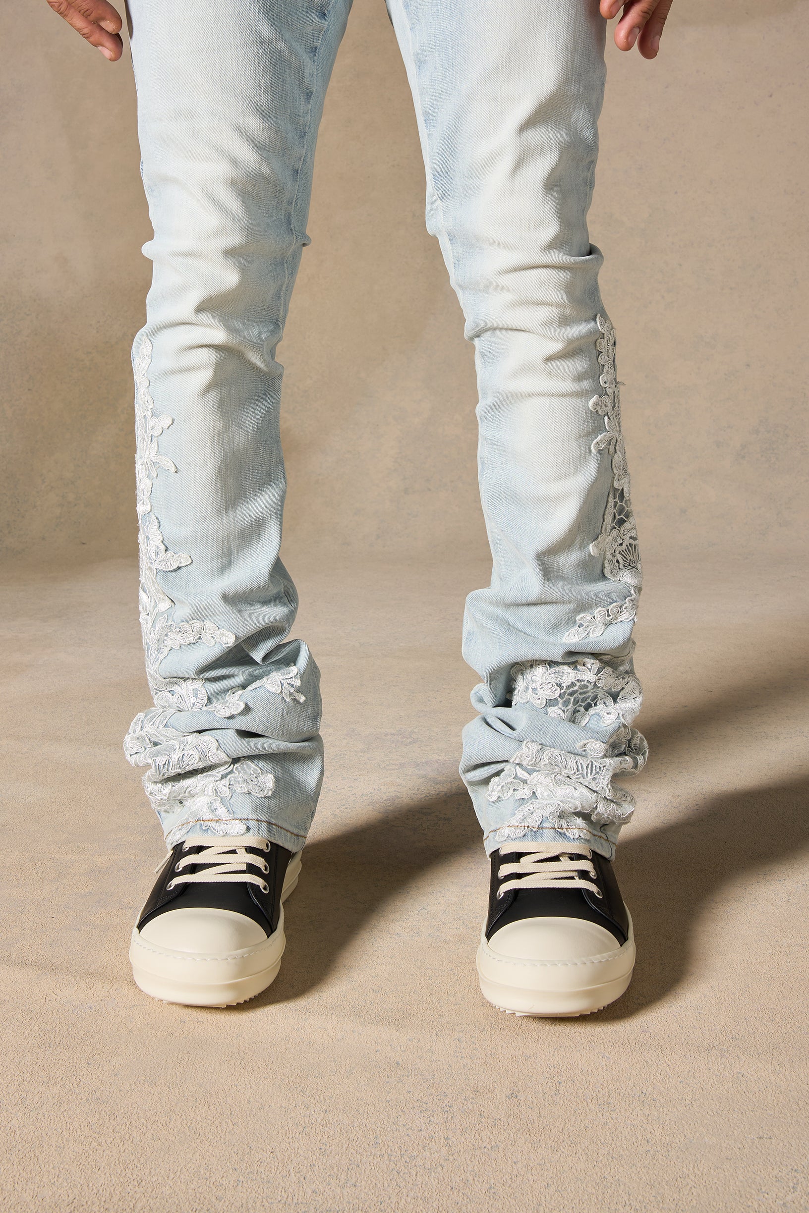 "GARDEN" Stacked Jeans - Image 5