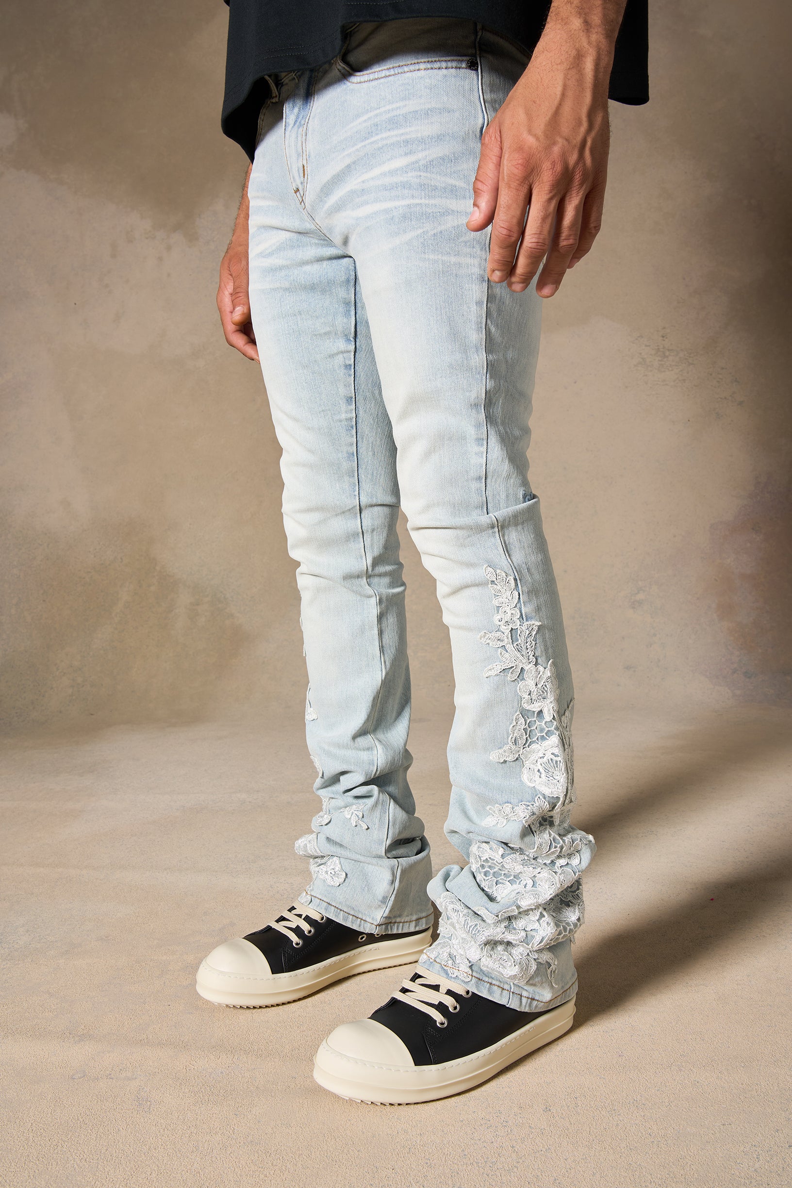 "GARDEN" Stacked Jeans - Image 6